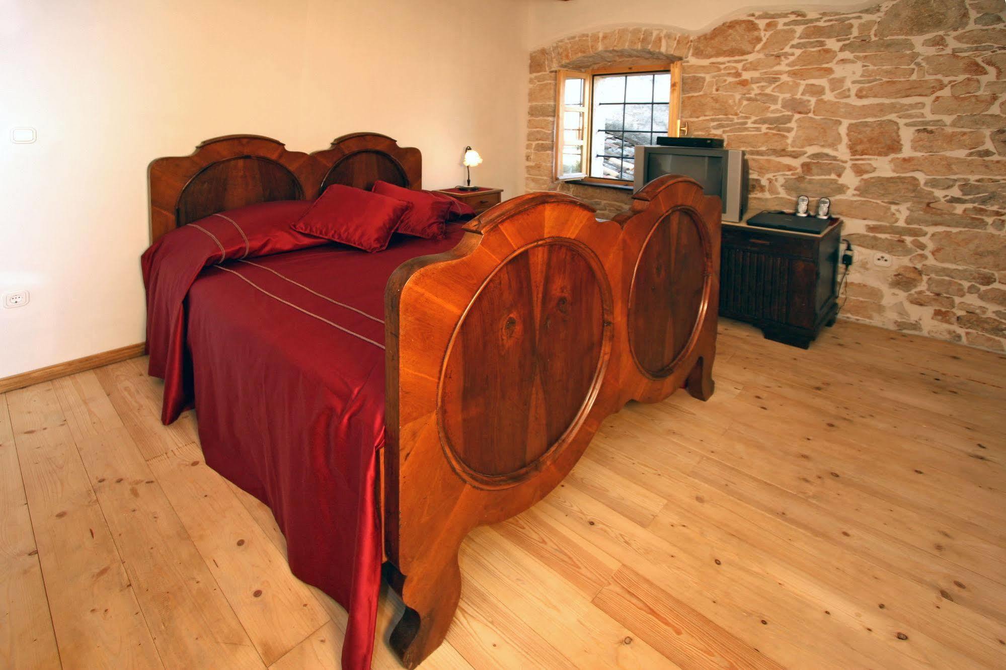Kastel Kastelir Bed and Breakfast Eksteriør billede